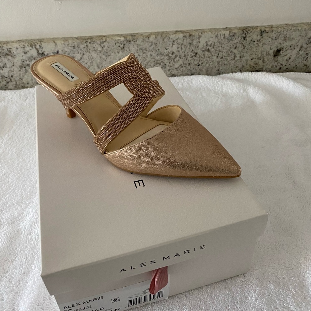 NIB Alex Marie Women's ROSE Gold Heeled Mules SZ8